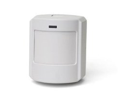 Interlogix SAW Wireless Indoor PIR Motion Detector, Pet Immune (40 Lbs.) (60-807-95R)