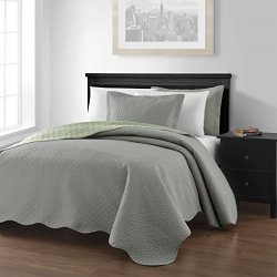 Chezmoi Collection Mesa 3-piece Oversized (118″x106″) Reversible Bedspread Coverlet Set King, Gray/Sage