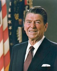 New 8×10 Photo: Ronald W. Reagan, 40th President of the US