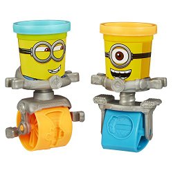 Play-Doh Featuring Despicable Me Minions Stamp and Roll Set