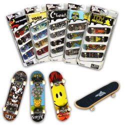 Tech Deck 96MM Fingerboards 4 Pack (Styles vary)