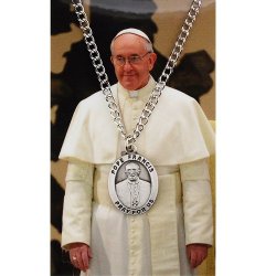 Pope Francis Pewter Medal with a 24″ Nickel Chain and Laminated Holy Card