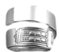 Bigger on the Inside Ring – Doctor Who – Tardis – Wrap Ring