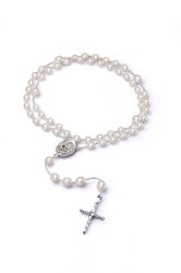 Rosary Beads of Rice White Freshwater Cultured Pearls Silver Medal – Elegant Design Cross