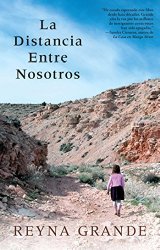 La distancia entre nosotros (Atria Espanol) (Spanish Edition)