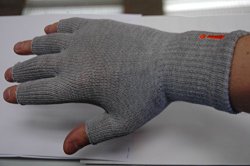 Incrediwear Fingerless Circulation+ Gloves Pair Gray Small/Medium Arthirits Pain Relief