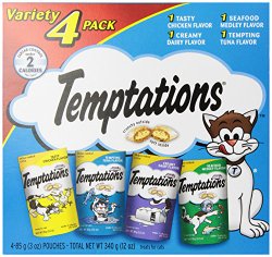 TEMPTATIONS Classic Treats for Cats Feline Favorites 3 Ounces, 4-Pouch Variety Pack