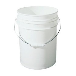 Two 5 gallon plastic bucket and Lids – Food Grade – BPA Free