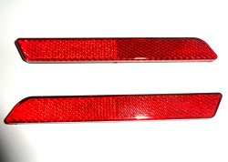 Pair of Reflectors for Harley Latch Covers Hard Saddlebags Side Visibility (Red)