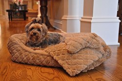 Ultra Soft Faux Fur Plush Diamond Quilt Dog Bed with Bone and Blanket (Beige)