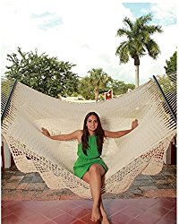 Sunnydaze DeLuxe American Style 2 Person Hammock with Spreader Bars, 770 Pound Capacity